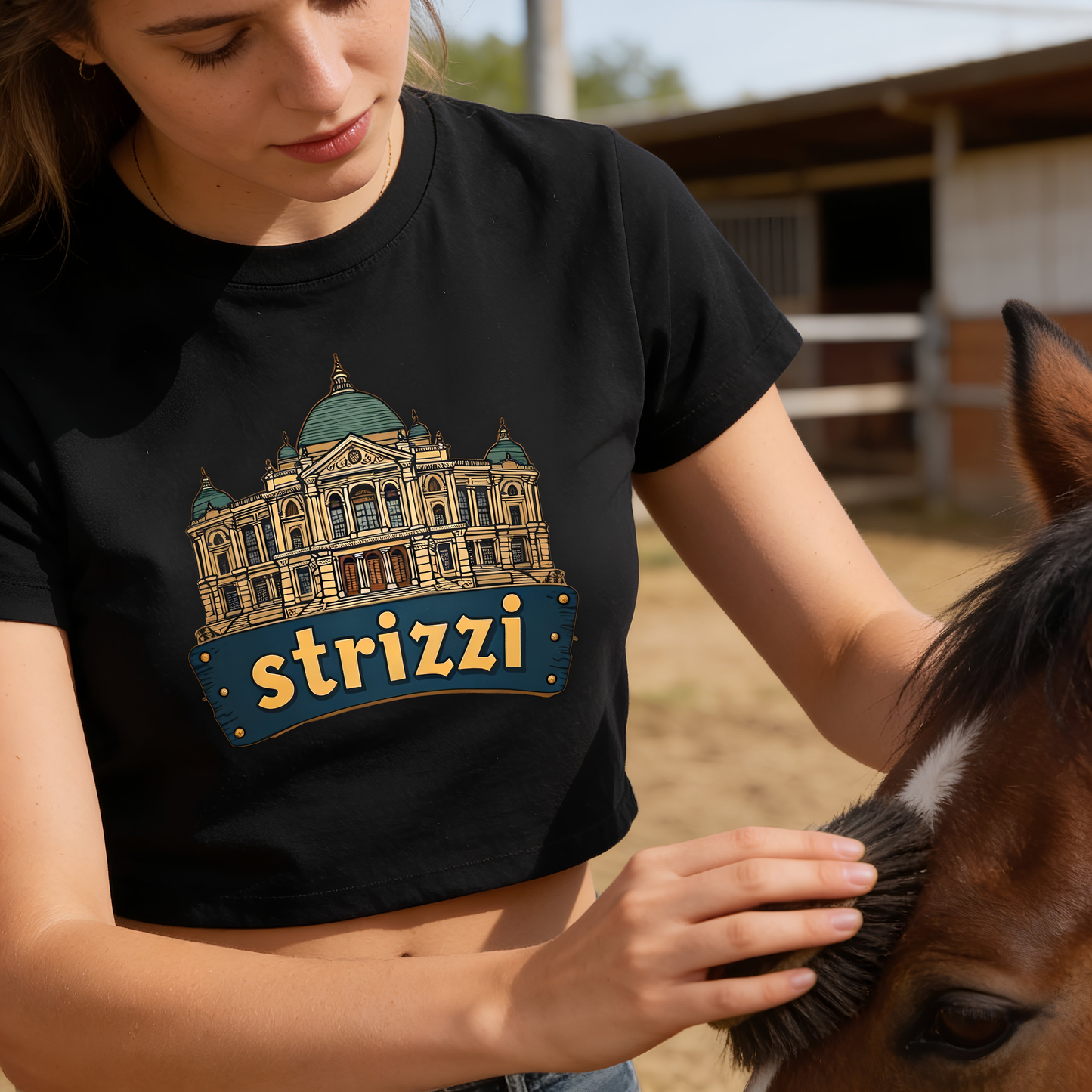 Strizzi Boutique "Karlskirche 2" - Women’s crop top hinten
