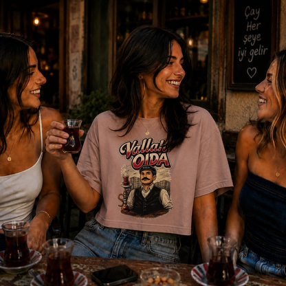 Strizzi Boutique "Vallah Oida" - Women’s crop top