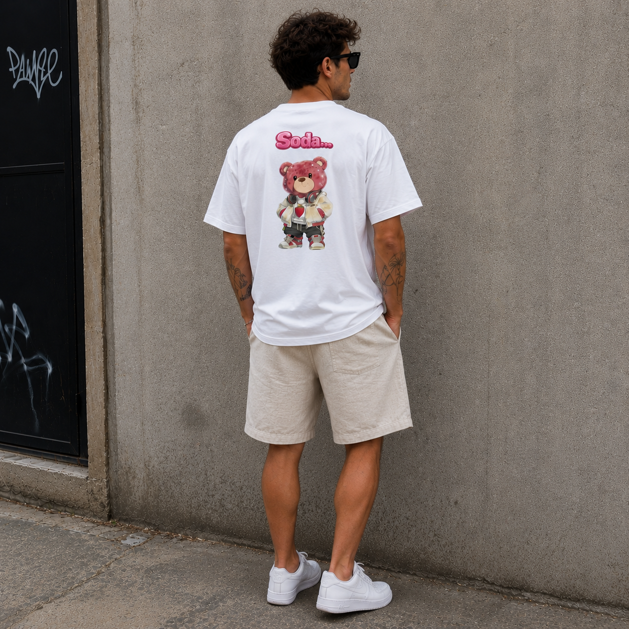 Strizzi Boutique "Soda Himbär" - Unisex classic tee DE Hinten