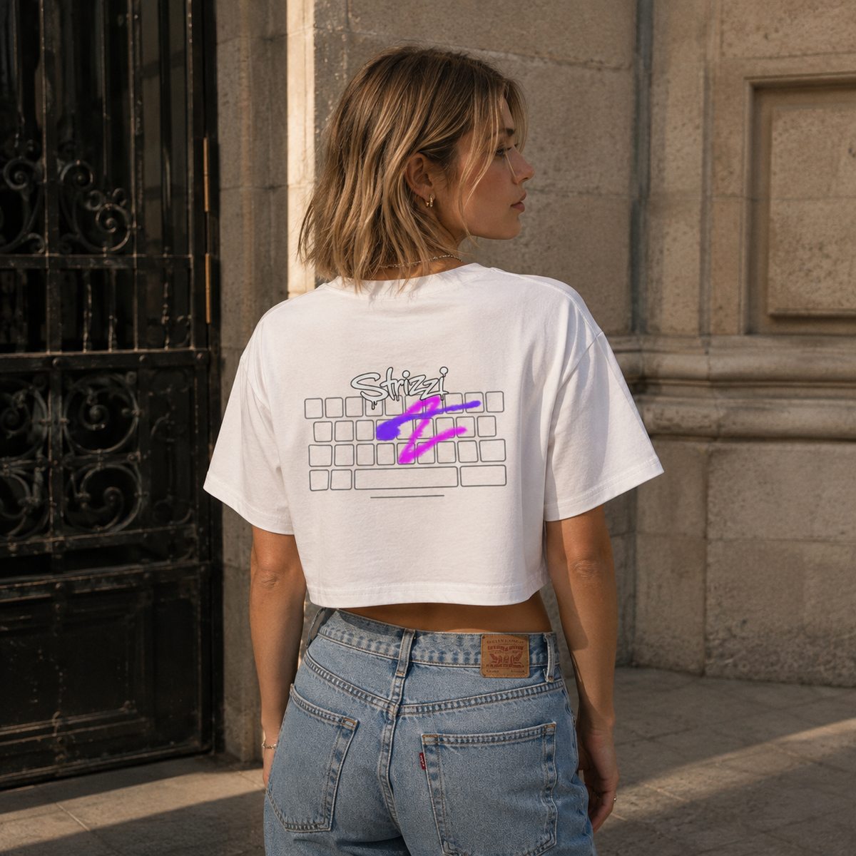 Strizzi Boutique "Swipe Off" - Women’s crop top Hinten