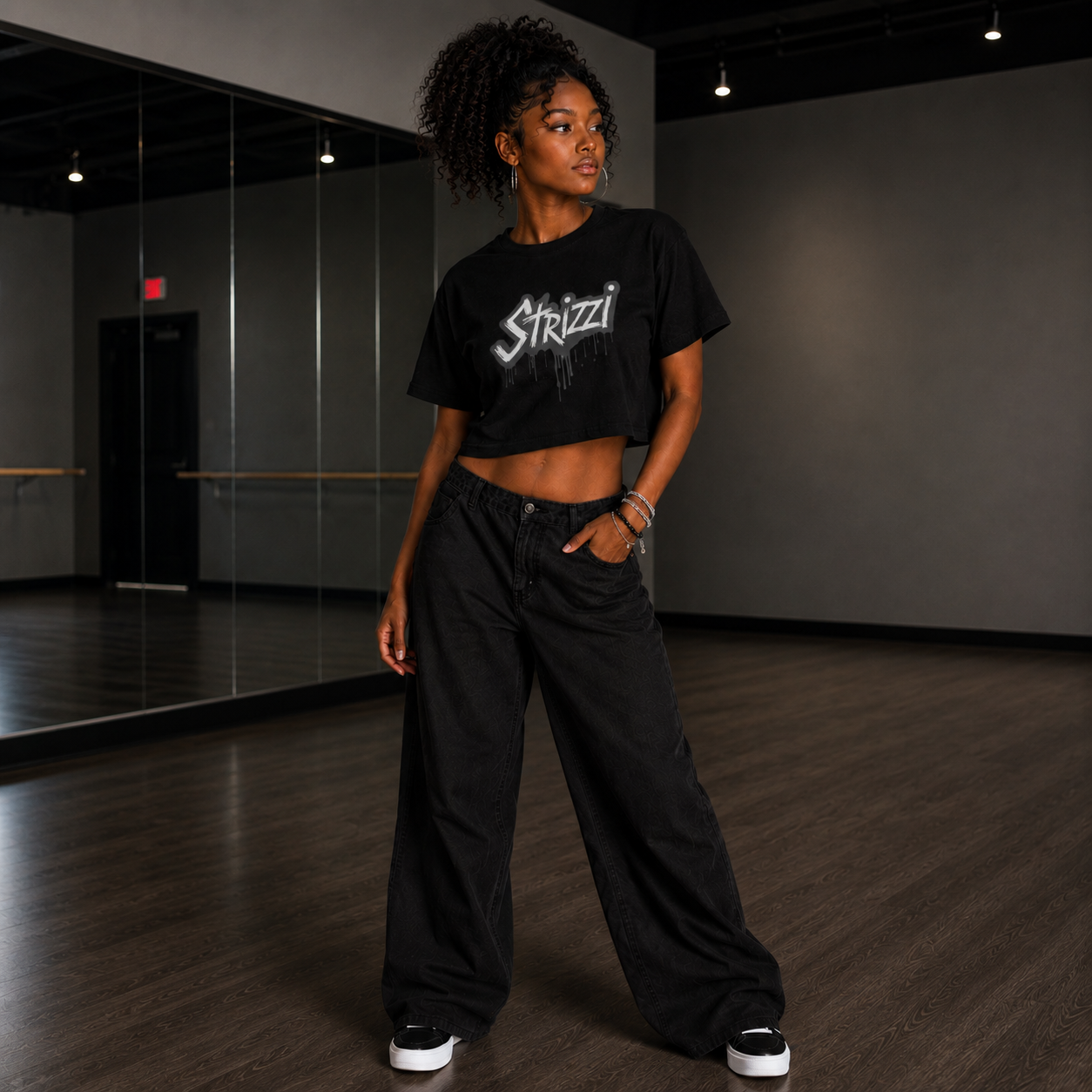 Strizzi Boutique "Scream" - Women’s crop top Vorne