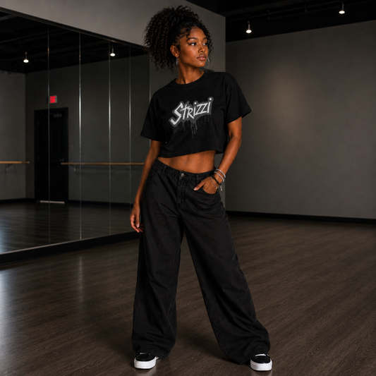 Strizzi Boutique "Scream" - Women’s crop top Vorne