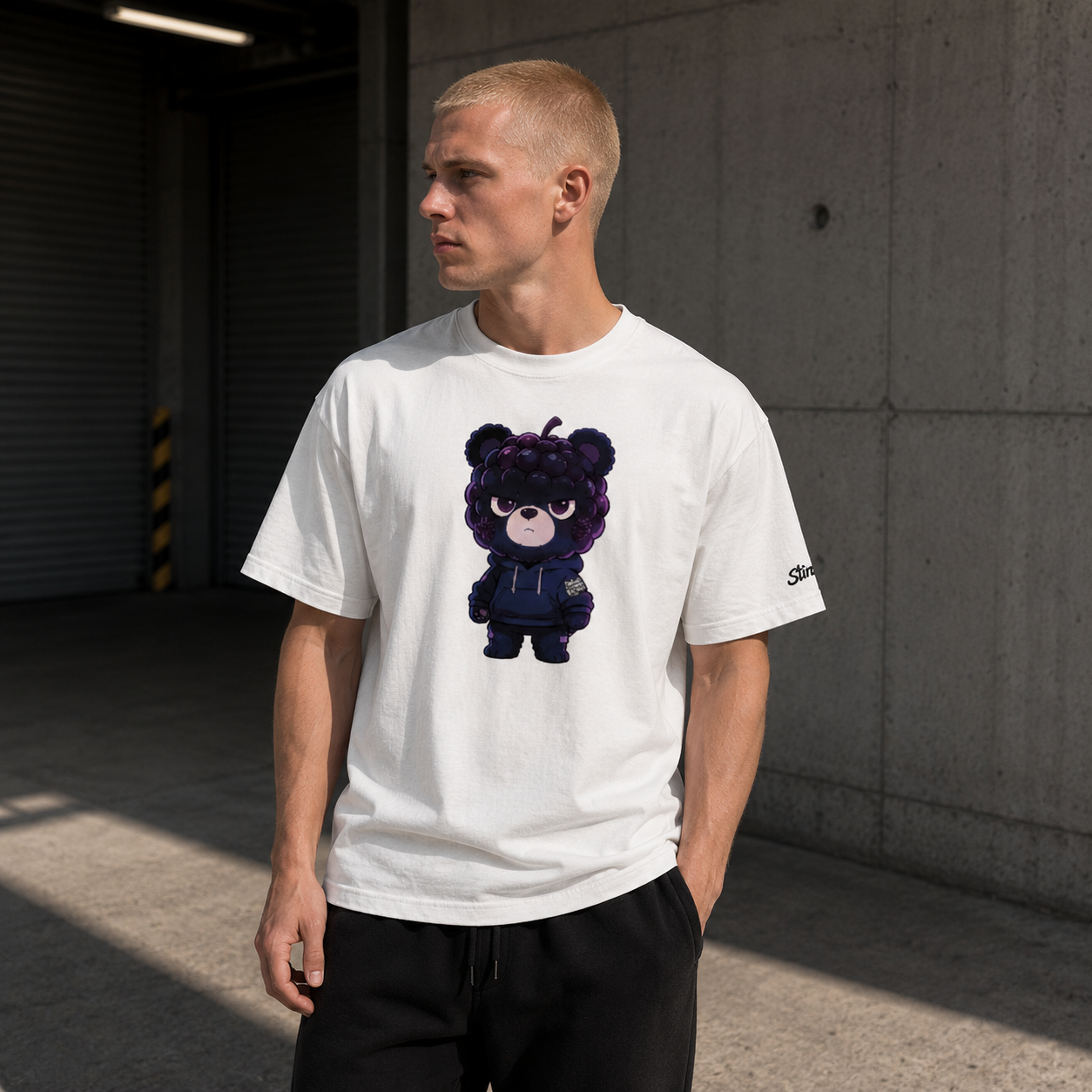 Strizzi Boutique "Brombär" ohne Schrift - Unisex classic tee Vorne