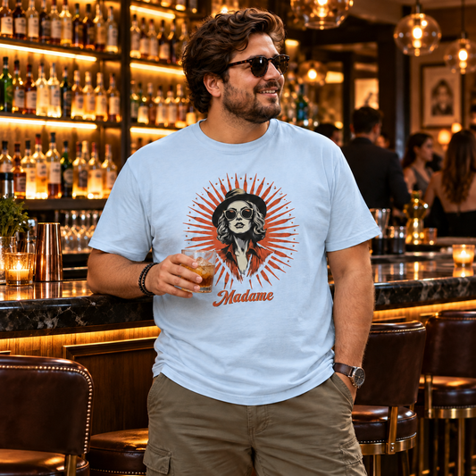 Strizzi Boutique "Madame Red" - Unisex T-Shirt
