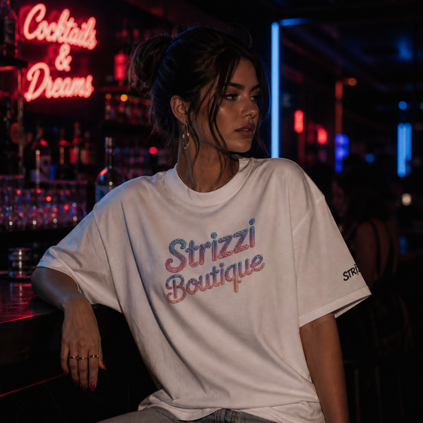 Strizzi Boutique "Neon" - Unisex classic tee Vorne