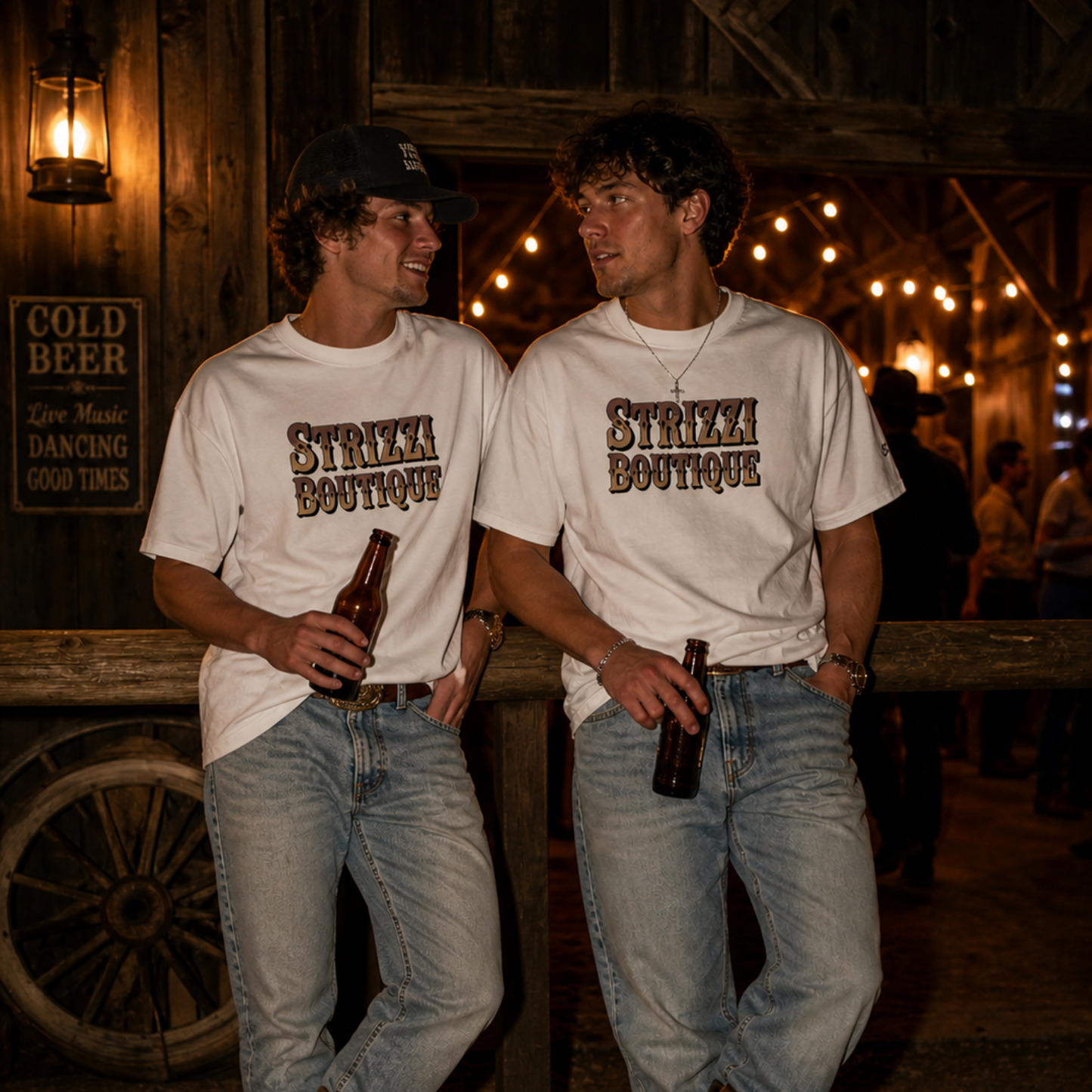 Strizzi Boutique "Saloon" - Unisex classic tee Vorne
