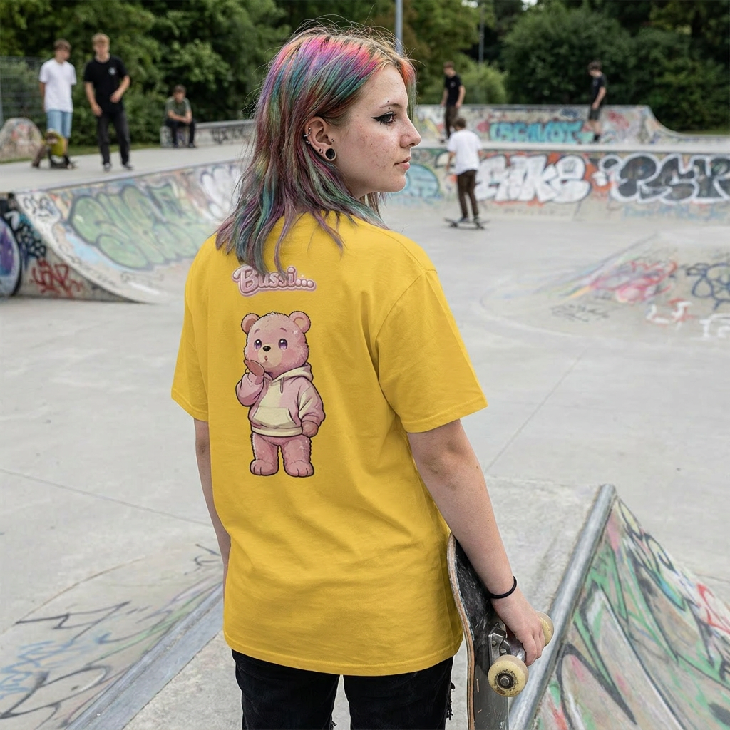 Strizzi Boutique "Bussibär" - Unisex classic tee DE Hinten