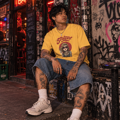 Strizzi Boutique "Grätzl Queen" - Unisex T-Shirt
