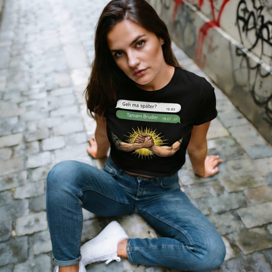 Strizzi Boutique "Tamam Bruder" - Women’s crop top